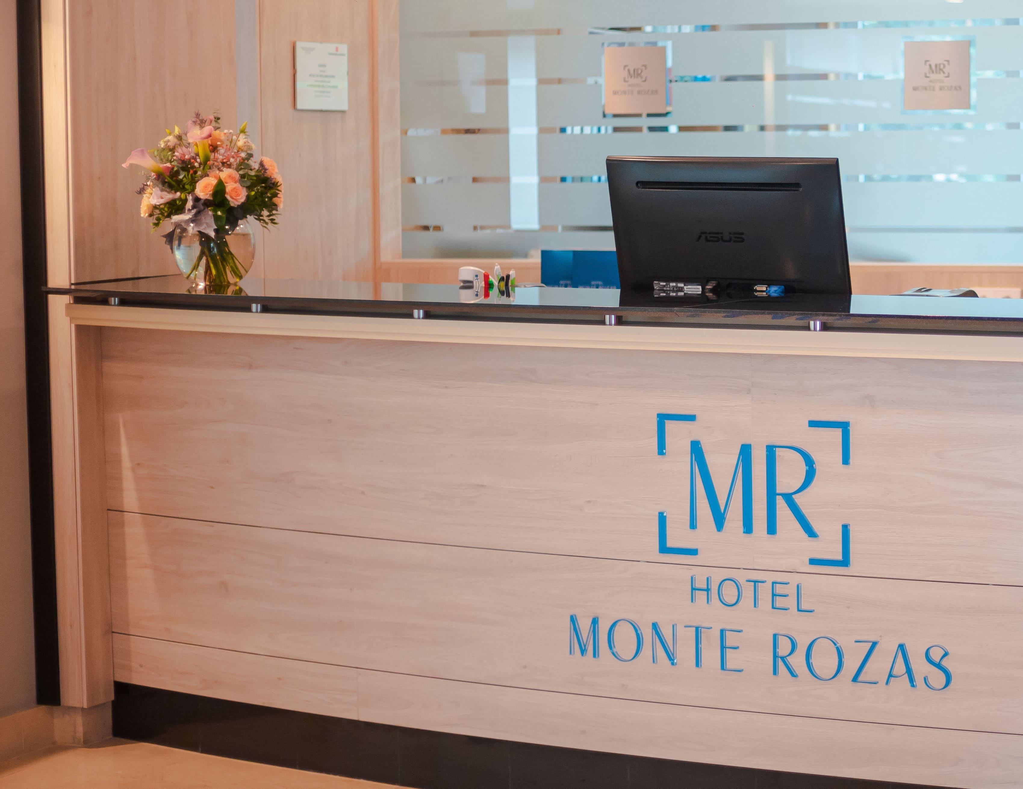 Hotel Monte Rozas ลัสโรซัส เด มาดริด ภายนอก รูปภาพ