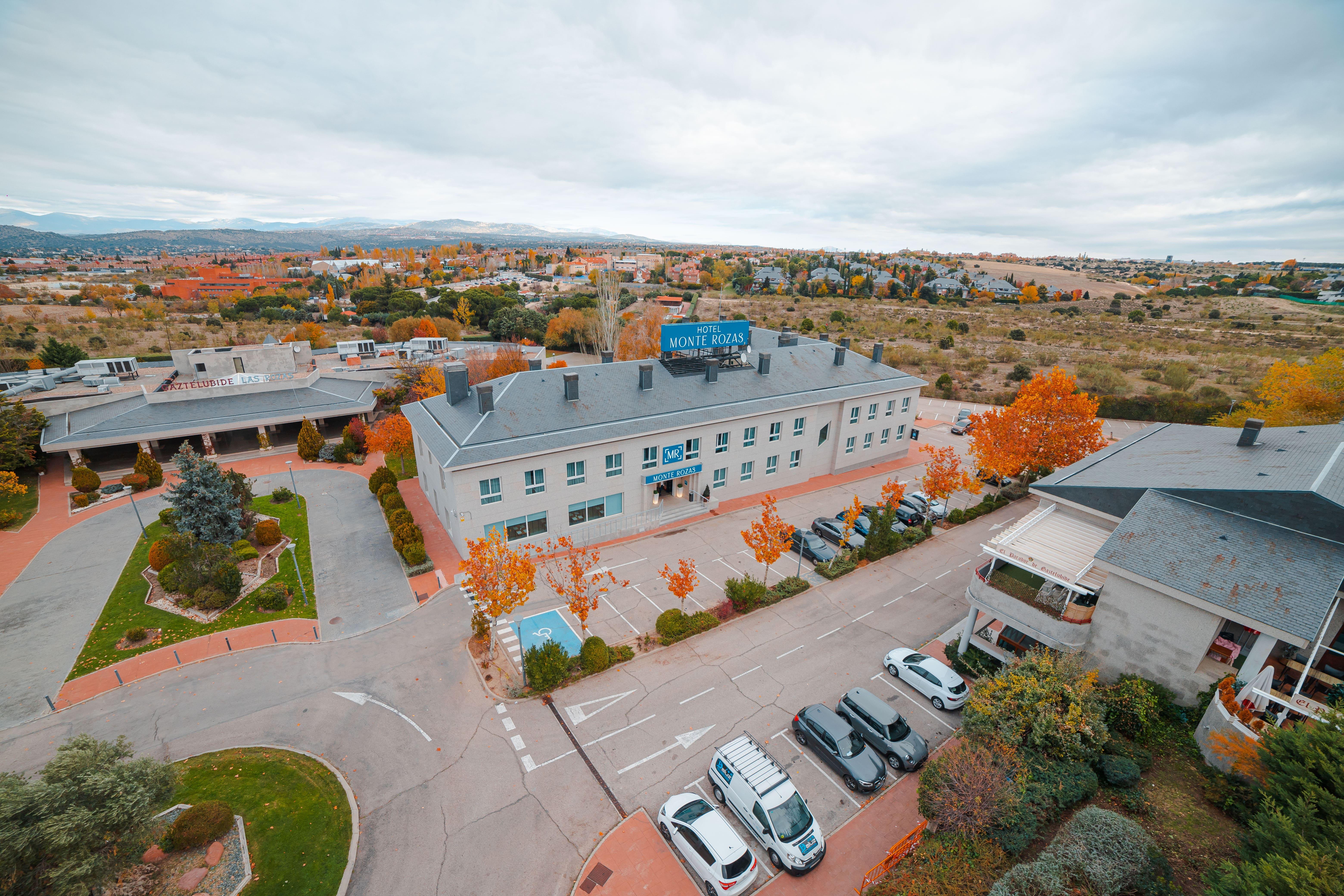 Hotel Monte Rozas ลัสโรซัส เด มาดริด ภายนอก รูปภาพ