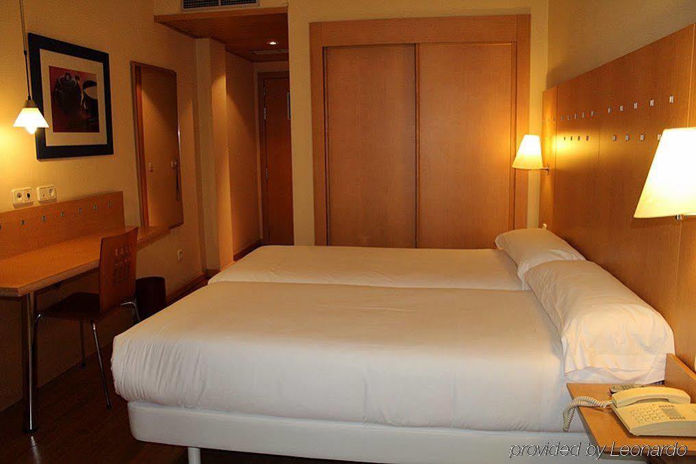 Hotel Monte Rozas ลัสโรซัส เด มาดริด ภายนอก รูปภาพ
