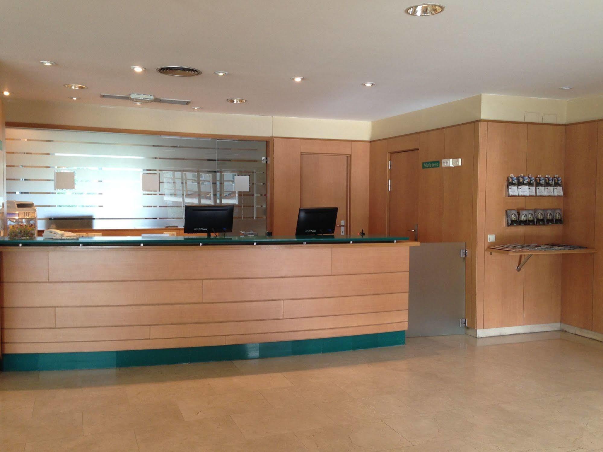 Hotel Monte Rozas ลัสโรซัส เด มาดริด ภายนอก รูปภาพ